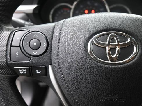 Used 2016 Toyota Corolla L image 15