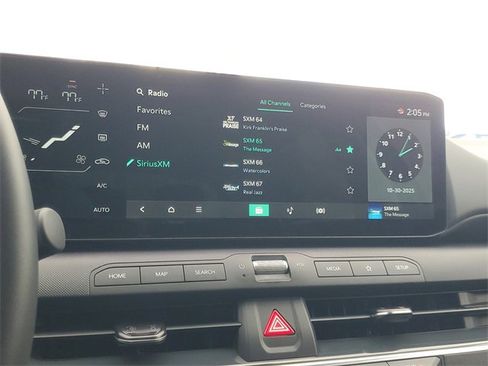 New 2025 Kia K4 EX image 19