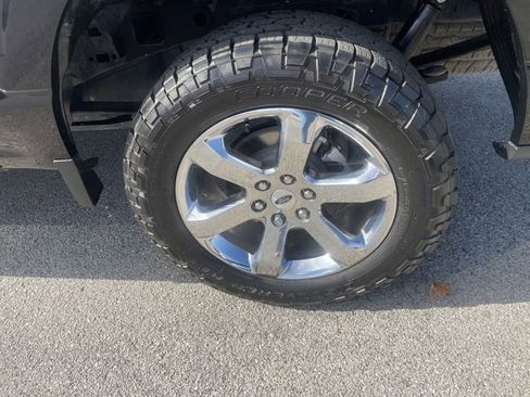 Used 2022 Ford F150 Lariat image 19