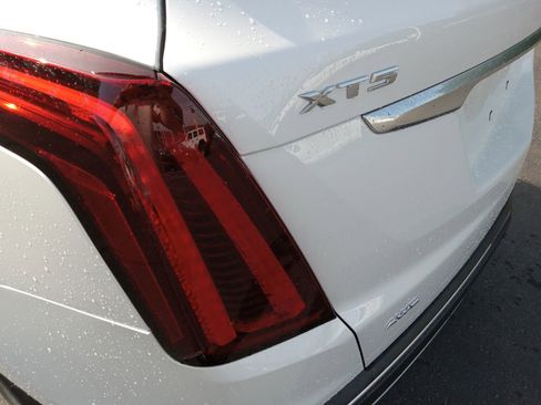New 2026 Cadillac XT5 Premium Luxury w/ Driver Assist Package AWD/4WD image 8
