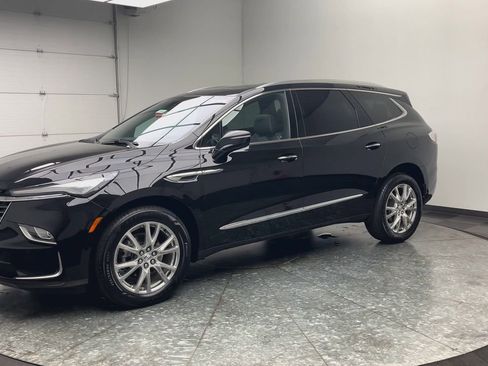Certified 2023 Buick Enclave Essence w/ Experience Buick Package image 40