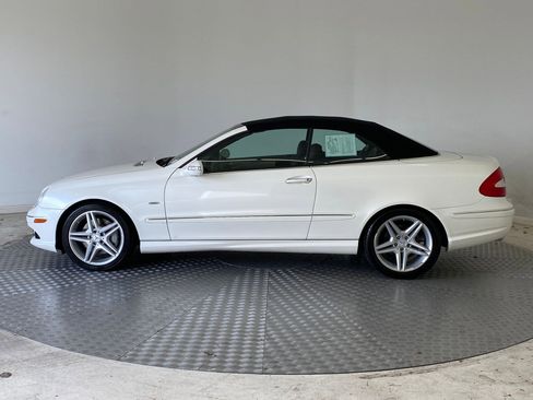 Used 2009 Mercedes-Benz CLK 350 Cabriolet image 2