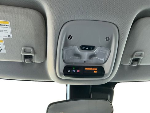 Used 2025 Chevrolet TrailBlazer LT image 21