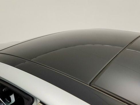 Used 2020 Kia Optima Premium image 10