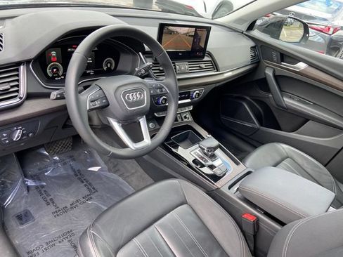 Used 2021 Audi Q5 e Premium Plus w/ Premium Plus Package AWD/4WD image 25