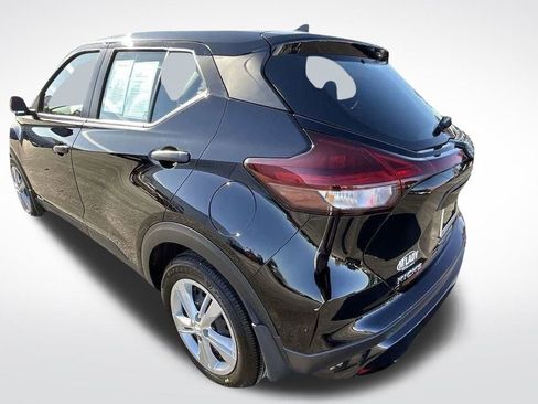 Certified 2025 Nissan Kicks Play S image 46