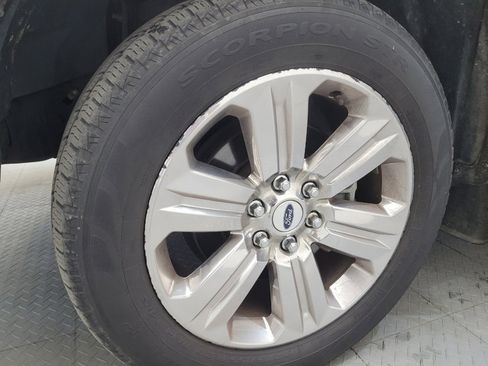 Used 2018 Ford F150 Lariat AWD/4WD image 31