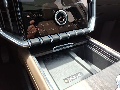 New 2026 GMC Acadia Denali Ultimate AWD/4WD image 19