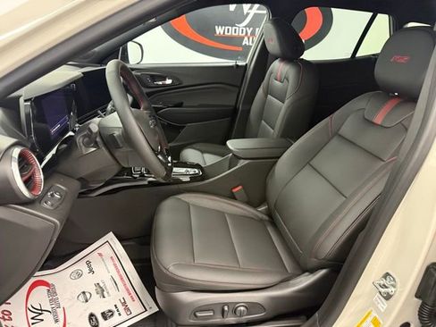 New 2026 Chevrolet Trax RS w/ Sunroof Package image 11