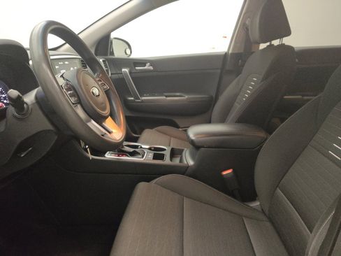 Used 2021 Kia Sportage LX w/ LX Fwd Popular Package image 17
