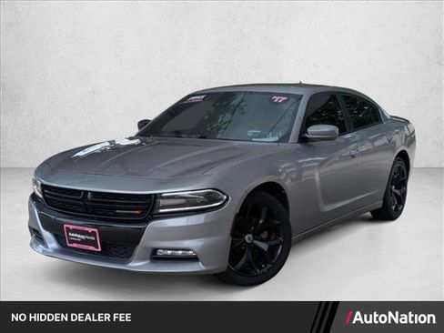 Used 2017 Dodge Charger SXT w/ Premium Group RWD image 1