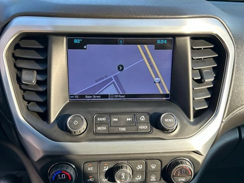 Used 2017 GMC Acadia SLT FWD image 13