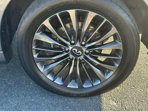 Used 2021 INFINITI QX80 Premium Select w/ Cargo Package image 9