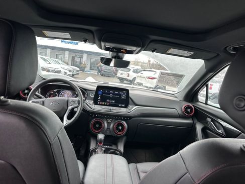 Certified 2024 Chevrolet Blazer RS w/ Driver Confidence II Package image 23