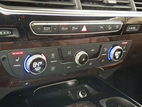 Used 2019 Audi Q7 3.0T Premium Plus w/ Premium Plus Package image 14