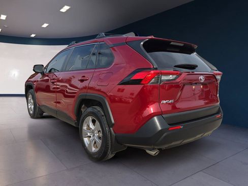 Used 2023 Toyota RAV4 XLE w/ Convenience Package FWD image 3