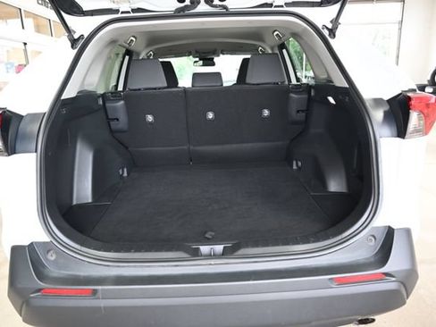 Used 2024 Toyota RAV4 XLE FWD image 26