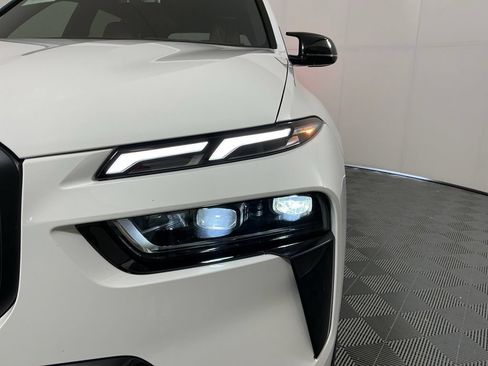 Certified 2026 BMW X7 M60i w/ Executive Package AWD/4WD image 8