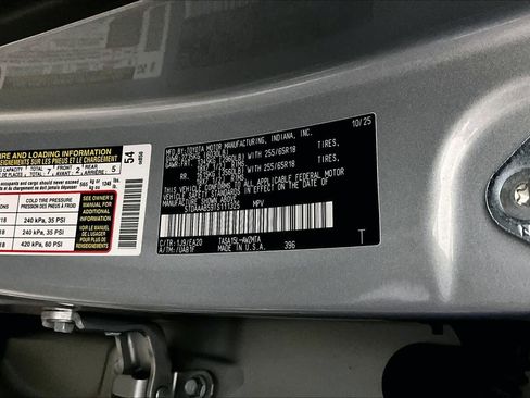 Used 2026 Toyota Grand Highlander AWD image 37