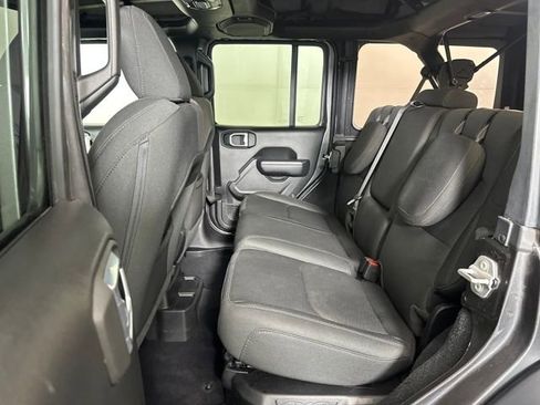 Used 2023 Jeep Wrangler Unlimited image 25