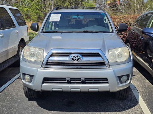 Used 2006 Toyota 4Runner SR5 image 2