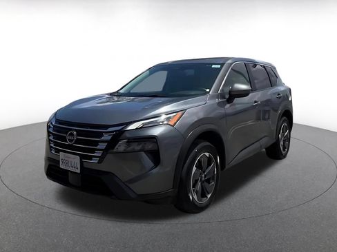 Used 2025 Nissan Rogue SV AWD/4WD image 7