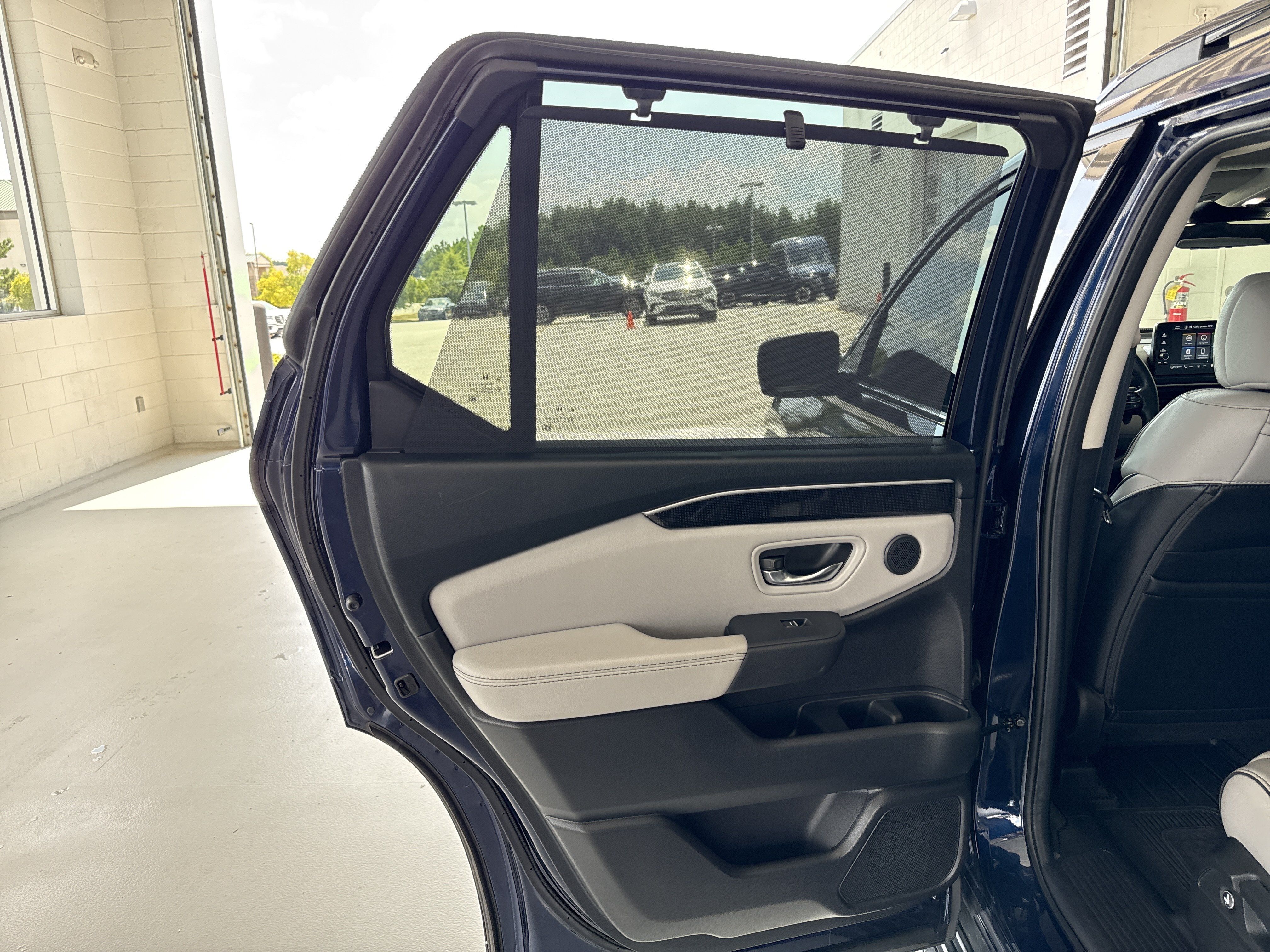 Used 2023 Honda Pilot Elite image 26