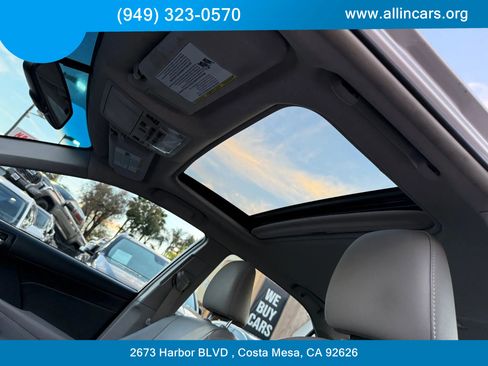 Used 2014 Toyota Camry XLE image 9