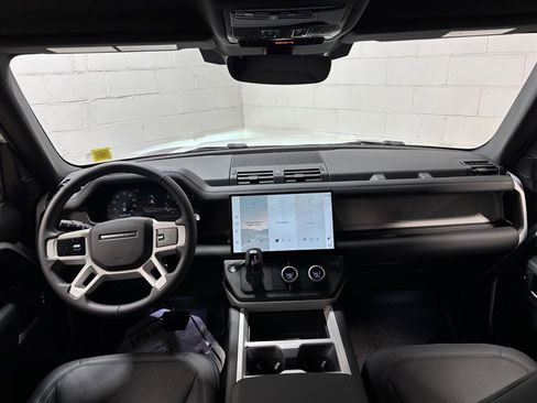 Used 2026 Land Rover Defender 110 X-Dynamic SE image 35