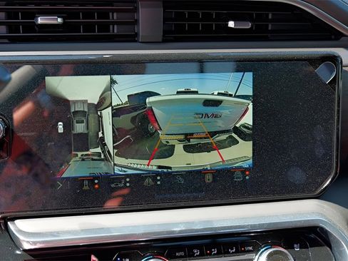 New 2026 GMC Sierra 2500 Denali Ultimate w/ Max Trailering Package image 12