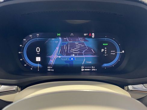 Used 2025 Volvo S60 T8 Ultra w/ Climate Package image 40