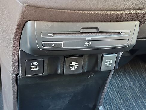 Used 2023 Honda Odyssey Touring image 30