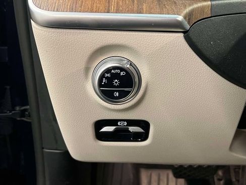 Certified 2022 Mercedes-Benz C 300 4MATIC Sedan image 21