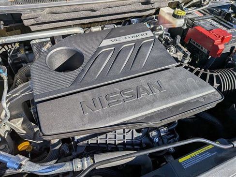 Used 2023 Nissan Rogue S image 21