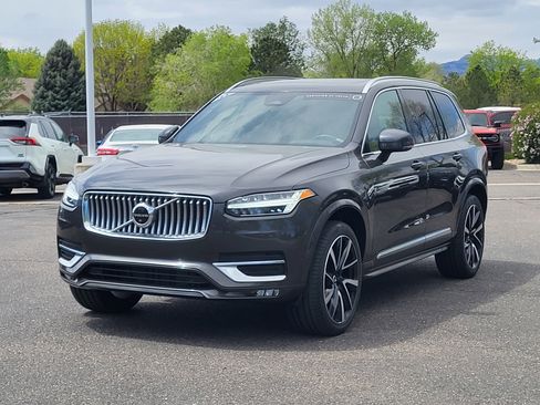Certified 2023 Volvo XC90 B6 Plus w/ Protection Package Premier AWD/4WD image 4