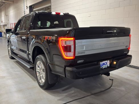 Used 2022 Ford F150 Platinum w/ FX4 Off-Road Package image 3