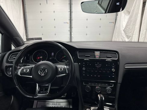 Used 2020 Volkswagen GTI SE FWD image 16