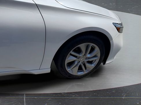 Used 2020 Honda Accord LX image 12