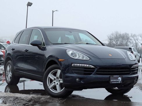 Used 2014 Porsche Cayenne image 32