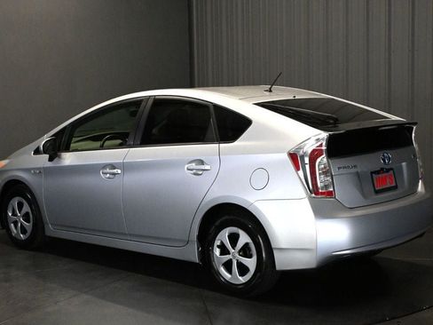 Used 2013 Toyota Prius Two FWD image 7