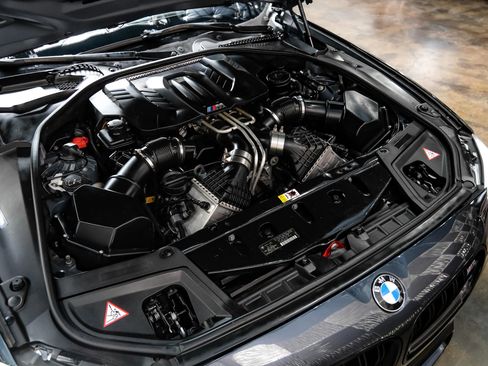 Used 2014 BMW M5 RWD image 57