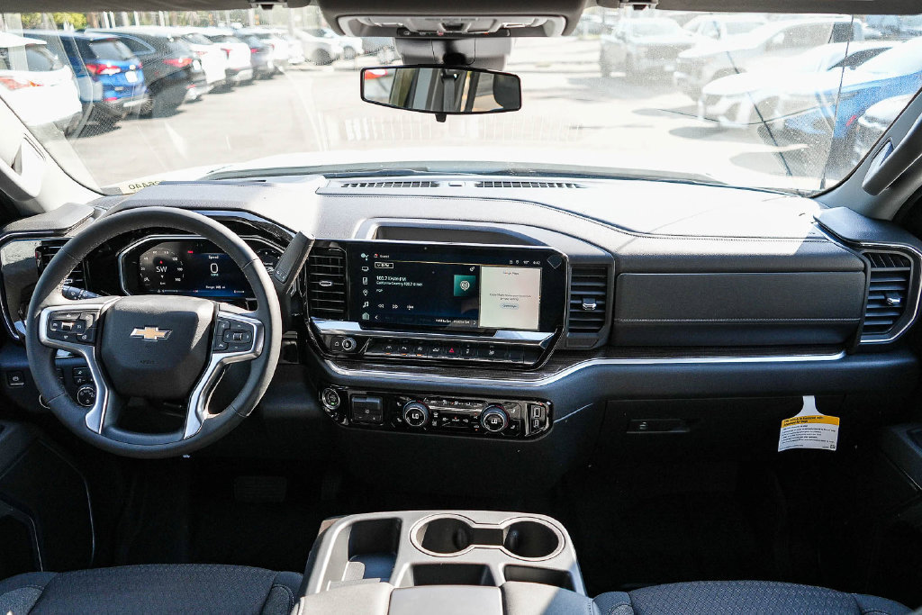 New 2026 Chevrolet Silverado 1500 LT w/ Safety Package AWD/4WD image 13