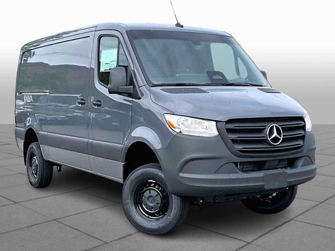 New 2025 Mercedes-Benz Sprinter 2500 image 2
