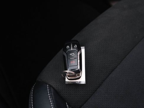 Used 2017 Ford Mustang Shelby GT350 image 37