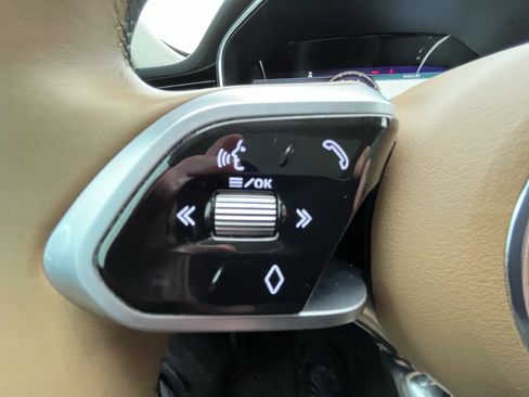 Used 2021 Jaguar F-PACE S image 19