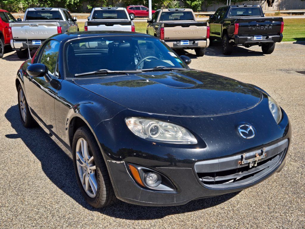 Used 2011 MAZDA MX-5 Miata Sport RWD image 8