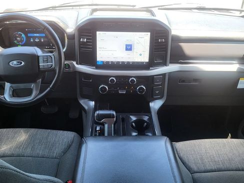 Used 2022 Ford F150 Lightning XLT AWD/4WD image 27