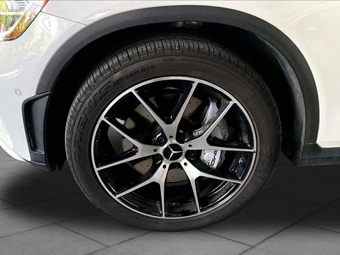 Used 2021 Mercedes-Benz GLC 43 AMG 4MATIC image 10