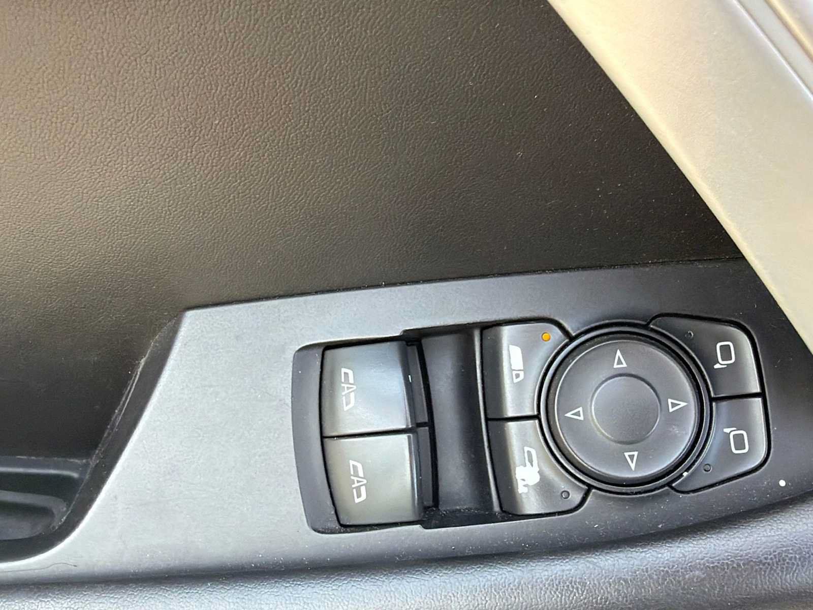 Used 2019 Chevrolet Camaro SS RWD image 24