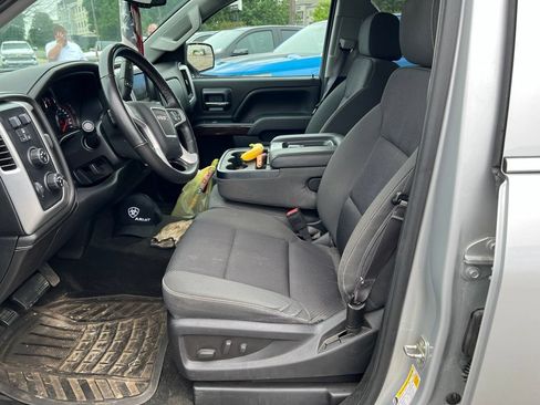 Used 2015 GMC Sierra 1500 SLE w/ SLE Value Package AWD/4WD image 2